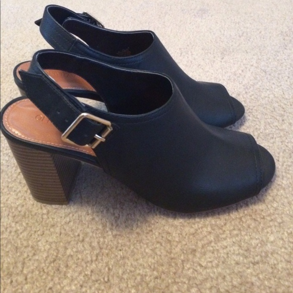 Old Navy Open Toe Heeled Booties